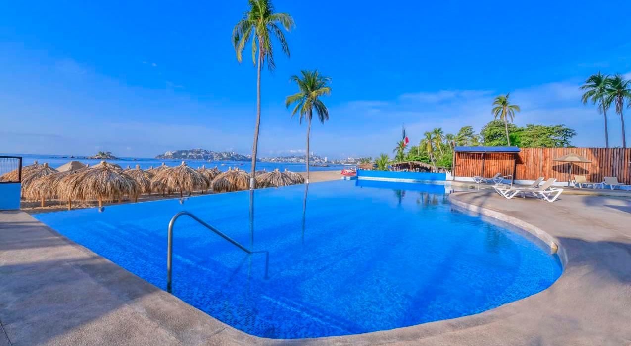 Krystal® Beach Acapulco   Krystal® Beach Acapulco