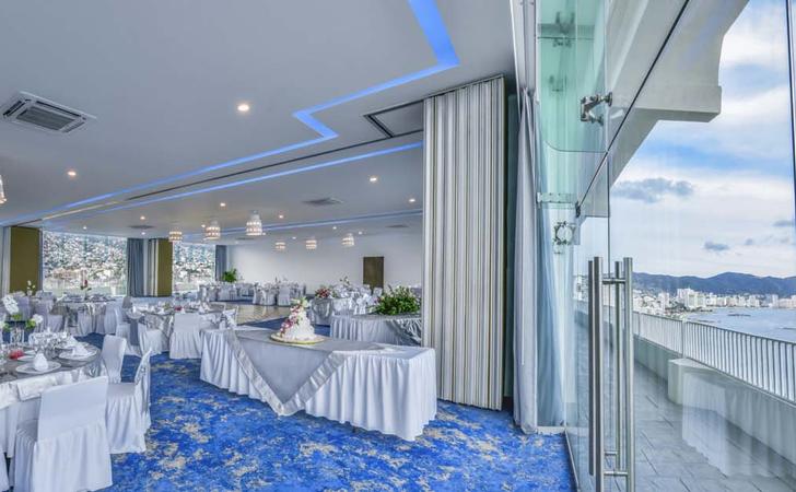 Acapulco Krystal® Beach Acapulco Acapulco Krystal® Beach Acapulco